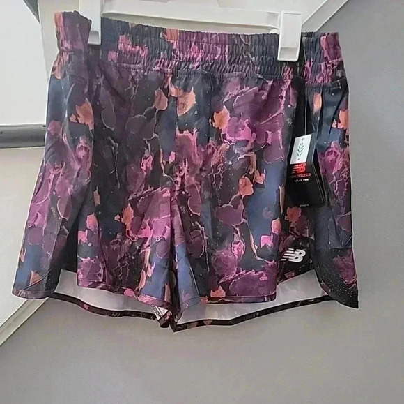 New Balance Shorts Womens 2XL Multicolor Printed 3in Short Running Workout NEW - Picture 2 of 4